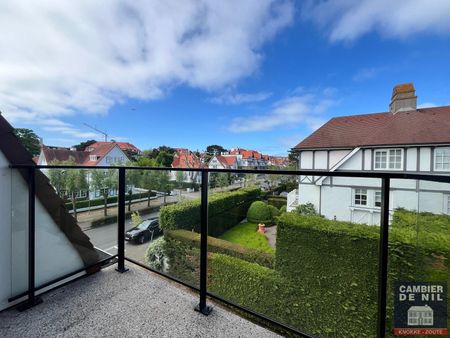 Prachtig ongemeubeld appartement op enkele stappen van het Albertplein! - Photo 3
