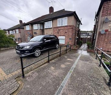 House Share ? Spacious Double Room In Ilford, IG5 - Photo 5