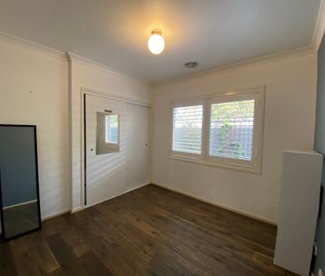 Caroline Springs - Photo 3