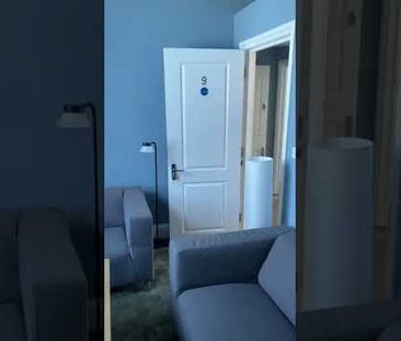Room in a Shared Flat, Wetherby Mews Entrance, SW5 - Photo 1