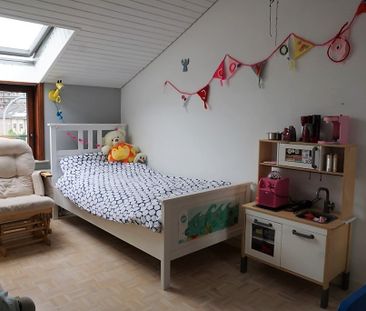 Zeer ruime driegevelwoning in rustige en kindvriendelijke wijk - Foto 5