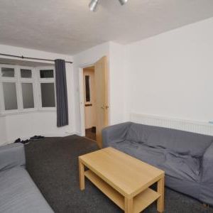 Stretford Road, Hulme, Manchester, M15 - Photo 1