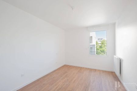 Rental Apartment Bordeaux Saint-Jean - Photo 4