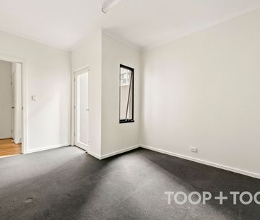 City Living at Its Best! - Photo 5