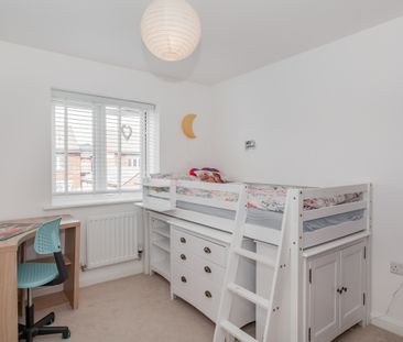 Broad Way, Upper Heyford - Photo 4