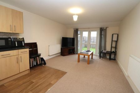 2 bedroom apartment to rent - Photo 2