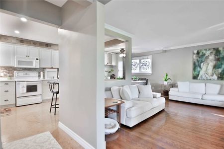 For Lease - 10 Jacwin Drive, Ajax, Ontario - Photo 2