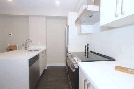 For Lease - 284 Bleecker Street, Toronto, Ontario - Photo 3