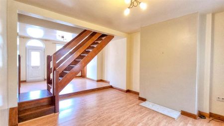 2 bedroom terraced house to rent - Photo 2