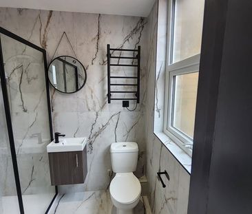 Studio Flat, London, W3 - Photo 6