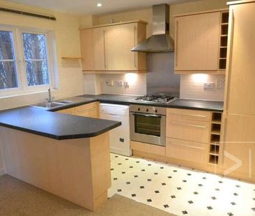 Revere Way, Epsom, KT19 - Photo 1