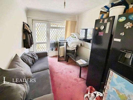 Maryland Avenue, Hartford, Huntingdon, Cambridgeshire, PE29 - Photo 1