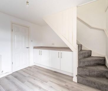 3 bedroom terraced house to rent - Photo 4