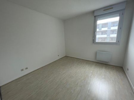 Location Appartement 3 pièces 64m² TOULOUSE 31300 - Photo 4