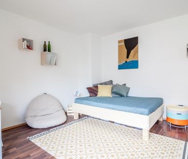 'Sheila': Studio Apartment mit Balkon in Charlottenburg - Foto 1