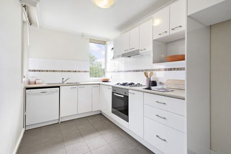 17/26 Denbigh Road, Armadale VIC 3143 - Apartment For Rent | Domain - Photo 3