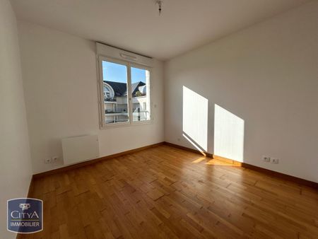 Location Appartement 3 pièces 85m² ST CYR SUR LOIRE 37540 - Photo 4