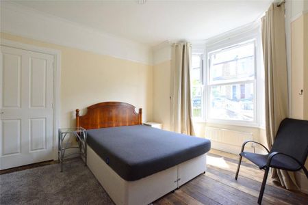 1 bedroom in a house share to rent - Photo 5