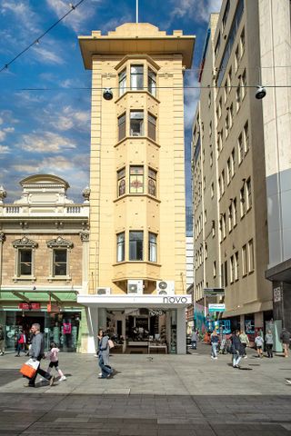 11-bedroom shared house / townhouse, Rundle Mall - Photo 2