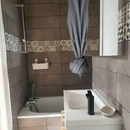 Studio rénové – Hypercentre Nantes - Photo 4