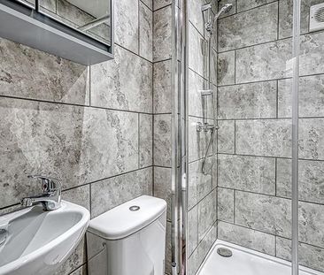 1 bedroom in a house share to rent - Photo 6