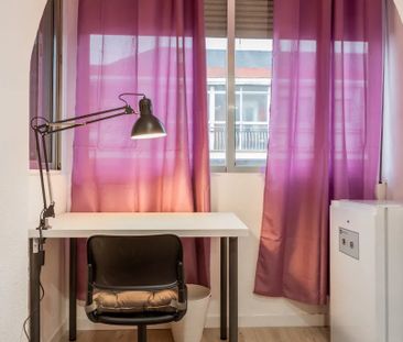 Calle del Espinar, Madrid, Community of Madrid 28025 - Photo 2