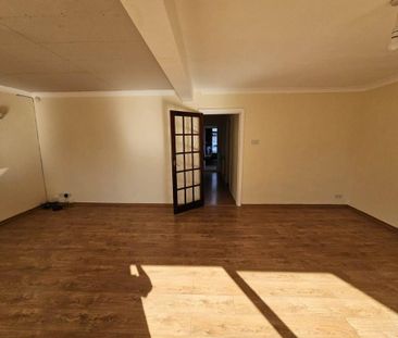 3 bedroom detached house to rent - Photo 6