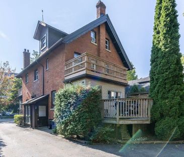 For Lease - 2177 Lakeshore Road Unit# Upper, Burlington, Ontario - Photo 2