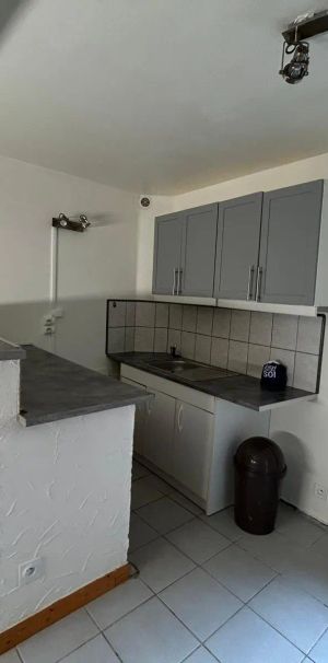 Appartement à louer 1 pièce 41m² - Photo 1