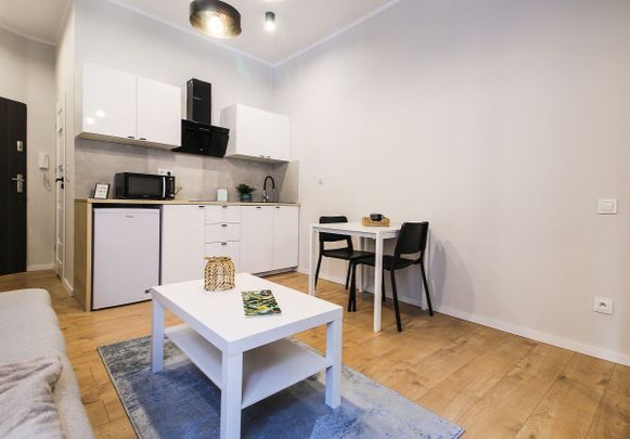 Kawalerka po remoncie w centrum Katowic - Photo 1