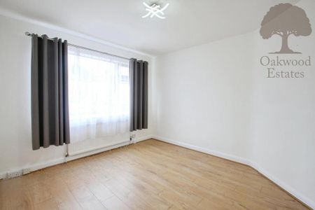 2 bedroom maisonette to rent - Photo 3
