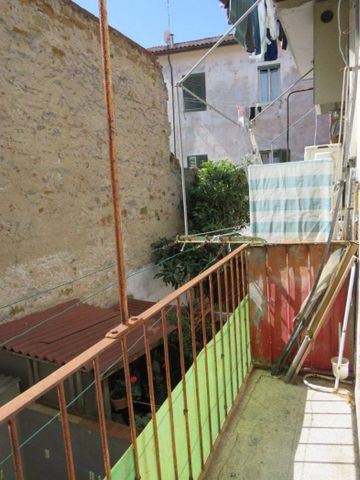 Trilocale buono stato, primo piano, Piazza Roma - Borgo Cappuccini, Livorno - Foto 2