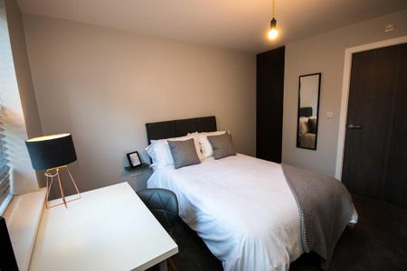 4 bedroom apartment to rent - Photo 2