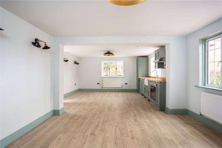 A beautifully refurbished cottage in an idyllic rural location with far reaching views. - Photo 5