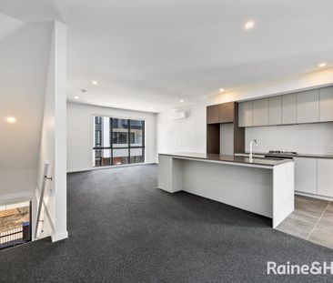 Triple Story Delight - Photo 5