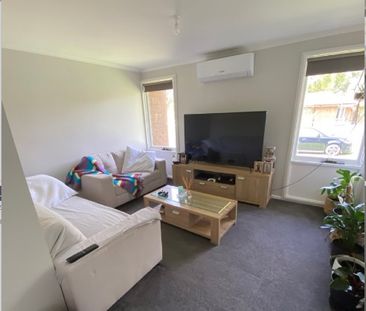 5 Noreen Place, Orange NSW 2800 - House For Rent | Domain - Photo 1