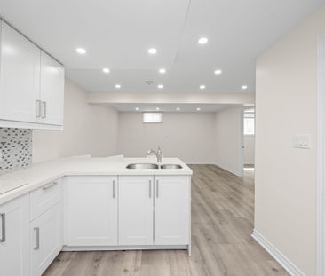For Lease - 26 Phillipo Drive, Hamilton, Ontario - Photo 3