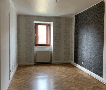 Location Appartement 3 pièces 70m² SARREGUEMINES 57200 - Photo 1