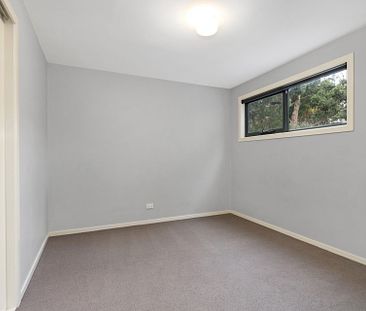 LOW MAINTENANCE 3 BEDROOM TOWNHOUSE IN BEAUTIFUL BLACK HILL - Photo 3