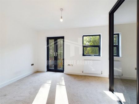 3 bedroom terraced house to rent - Photo 5