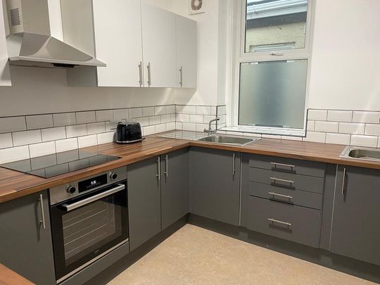 1 bedroom house of multiple occupation to rent - Photo 1