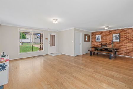 Prime Location! - Photo 5