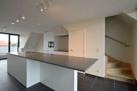 Uniek nieuwbouw duplex appartement in hartje Oostkamp - Photo 5