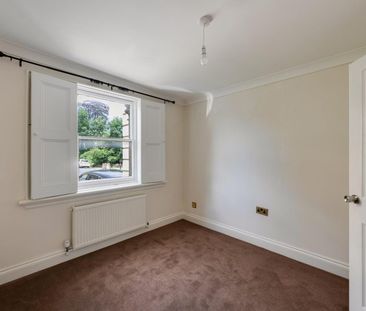 1 Bed Flat - Photo 3