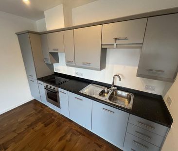 1 bedroom flat to rent - Photo 4
