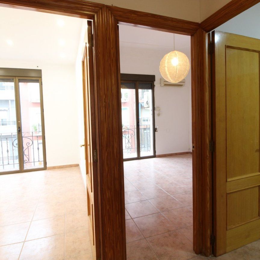 Piso de alquiler en Calle Cuba, 62, Russafa - Photo 1