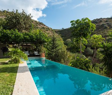 Detached Villa in Altos de los Monteros - Photo 6