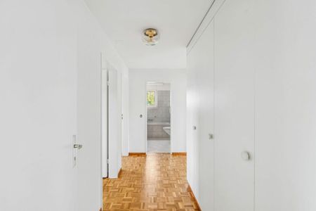4.5-Zimmer-Wohnung mit Balkon an ruhiger Lage - Foto 2