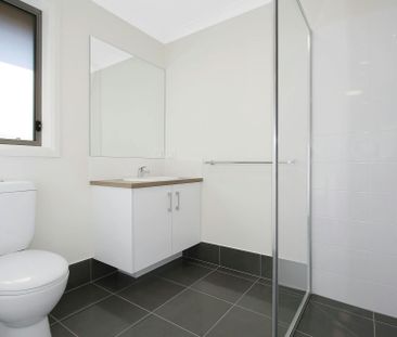 Townhouse close to centre of town! - Photo 4