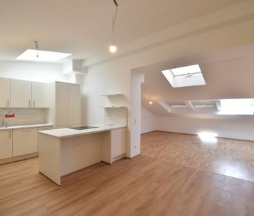 Erstbezug | TOP-Sanierte 4-Zimmer- DG- Wohnung | klimatisiert | Gem... - Photo 4